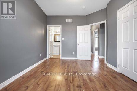 9 Chestnut Street E, St. Catharines (Oakdale), Ontario  L2T 1G6 - Photo 4 - X12309876