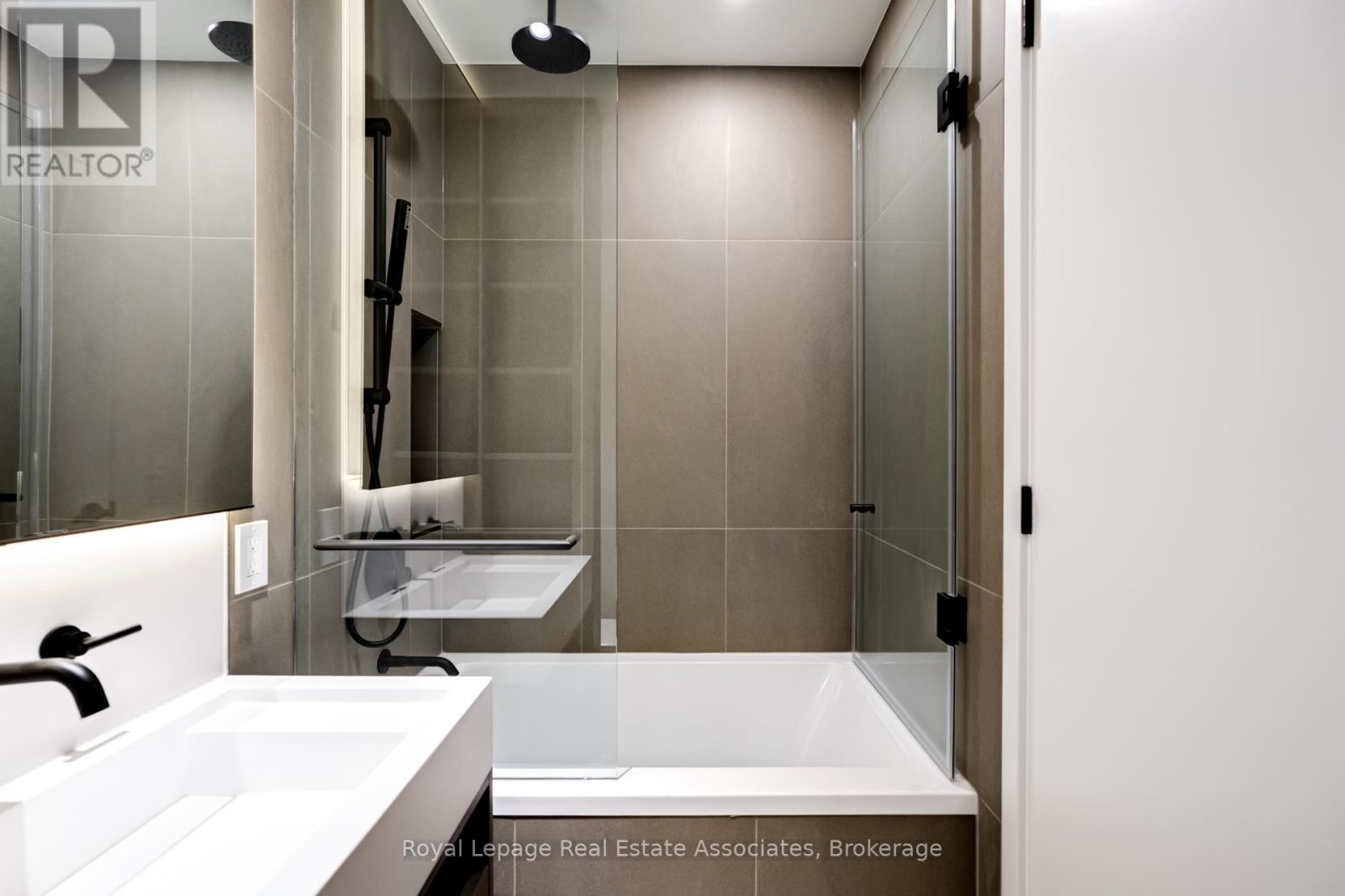 2206 - 55 Charles Street E, Toronto, Ontario  M5S 2W9 - Photo 27 - C12309910
