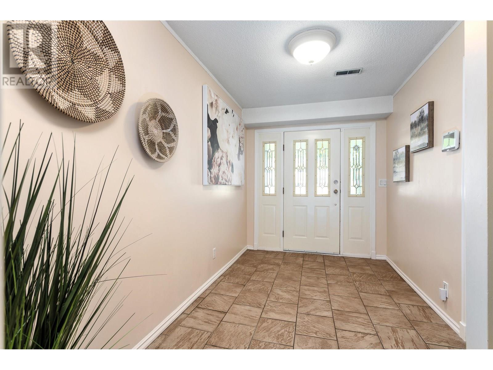 Property at 11895 195B STREET image 4