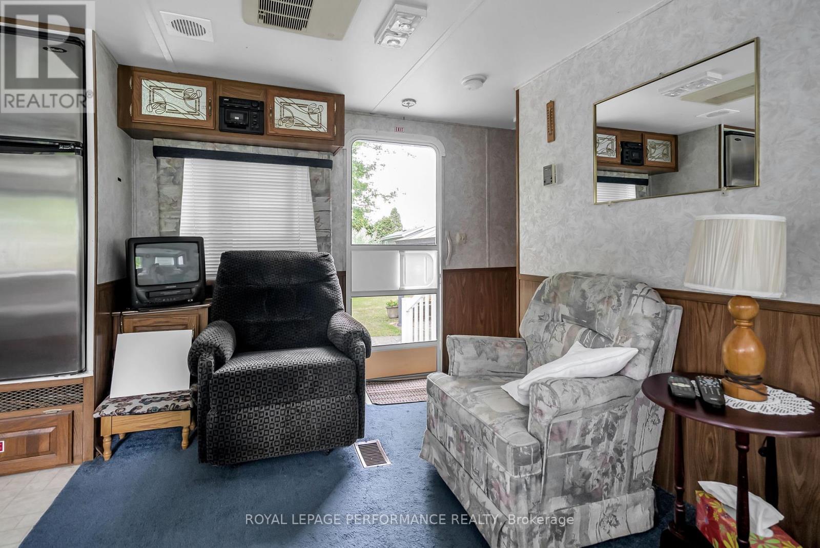 20938 Derrig Road, South Glengarry, Ontario  K0C 1E0 - Photo 15 - X12309913