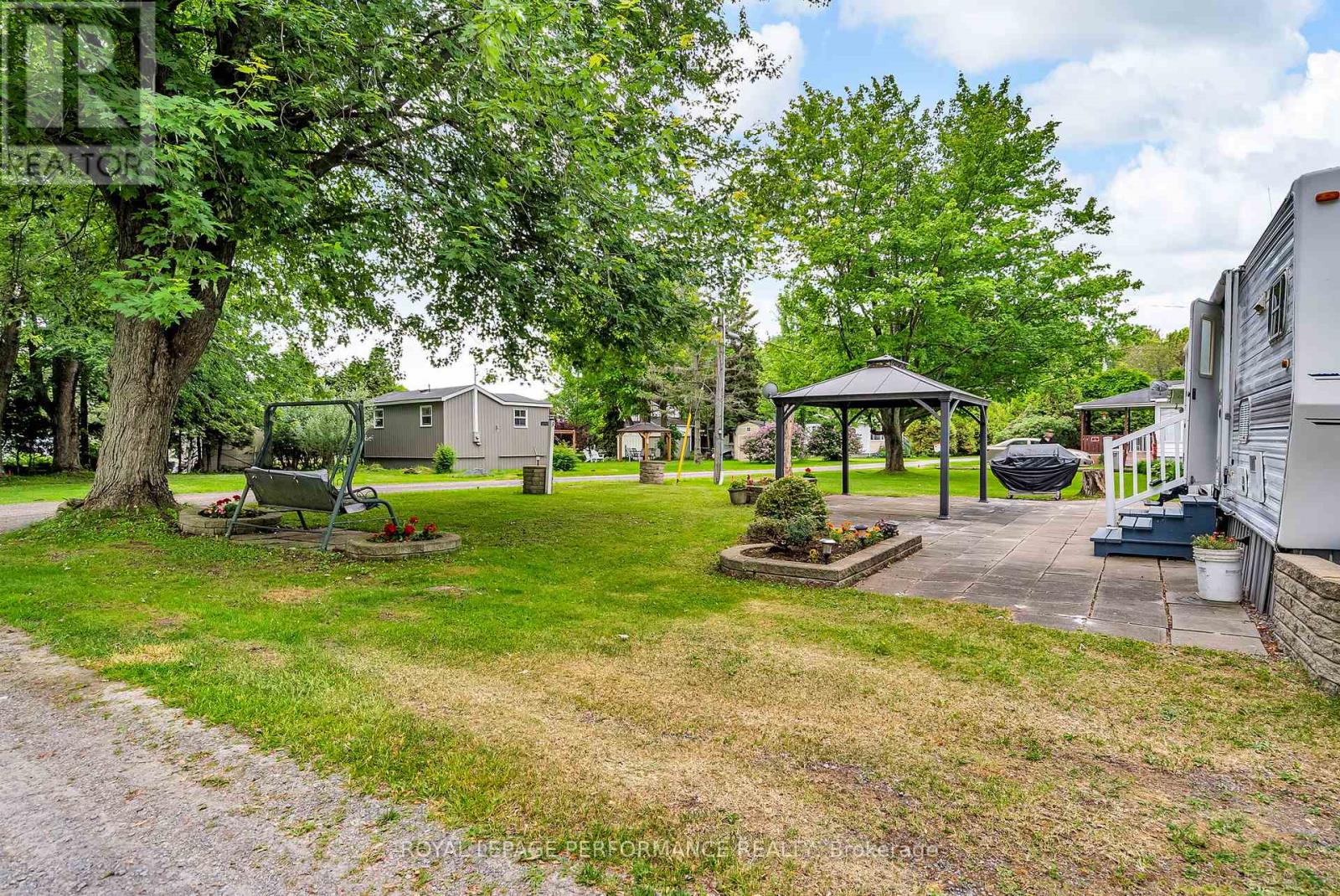 20938 Derrig Road, South Glengarry, Ontario  K0C 1E0 - Photo 22 - X12309913