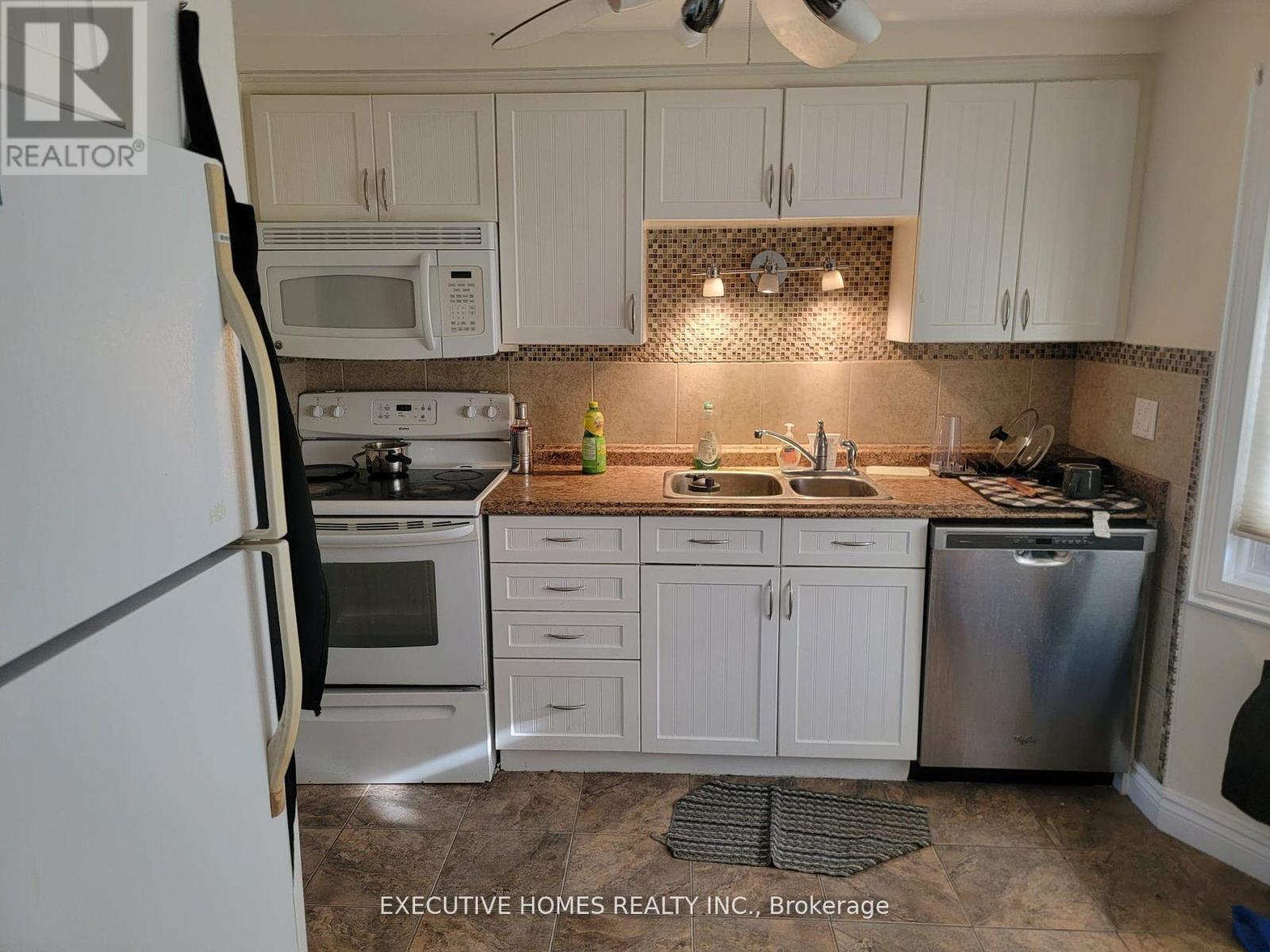 595 Preston Parkway, Cambridge, Ontario  N3H 5J9 - Photo 28 - X12309920