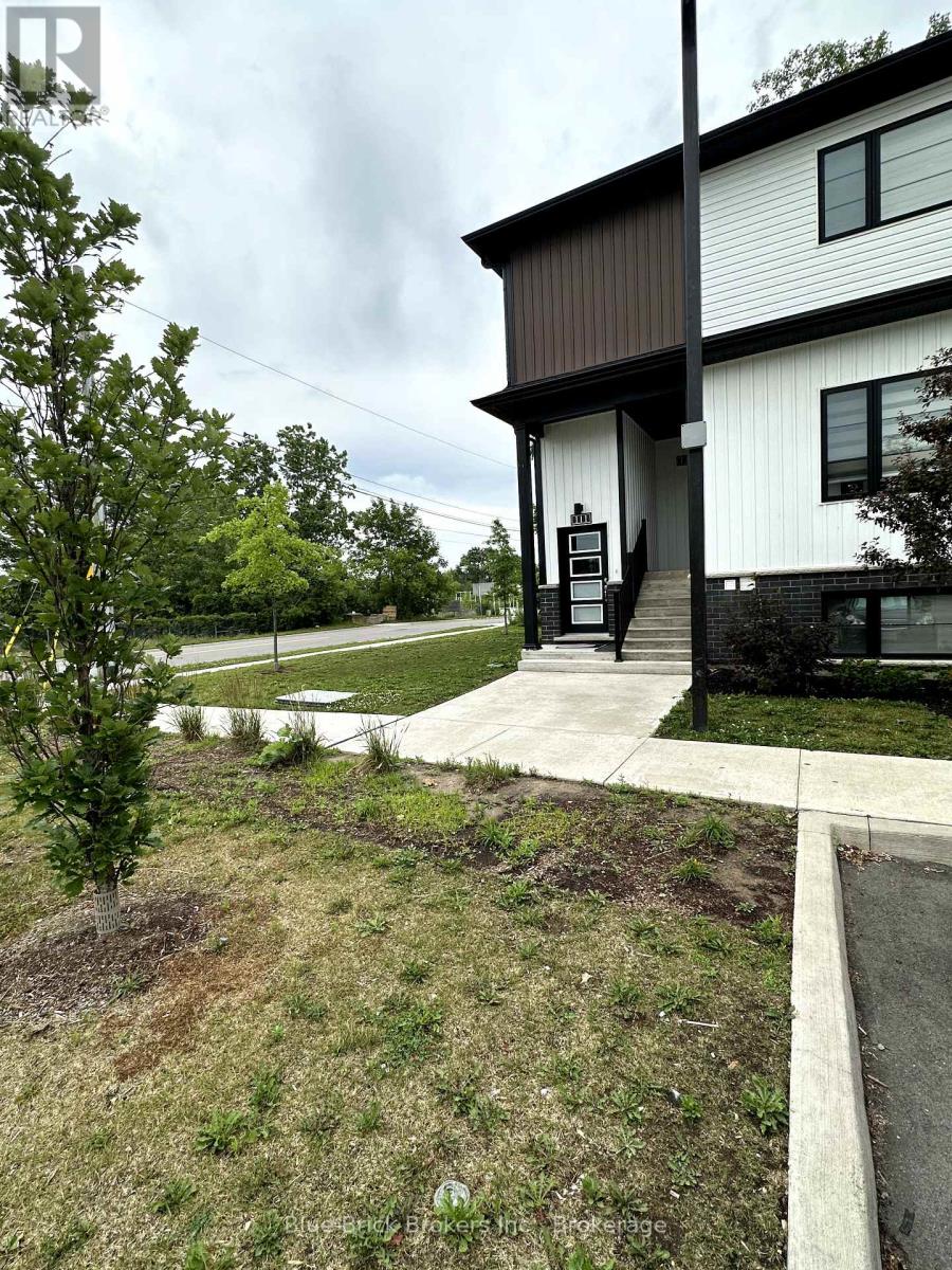 121 - 4263 FOURTH AVENUE, Niagara Falls, Ontario