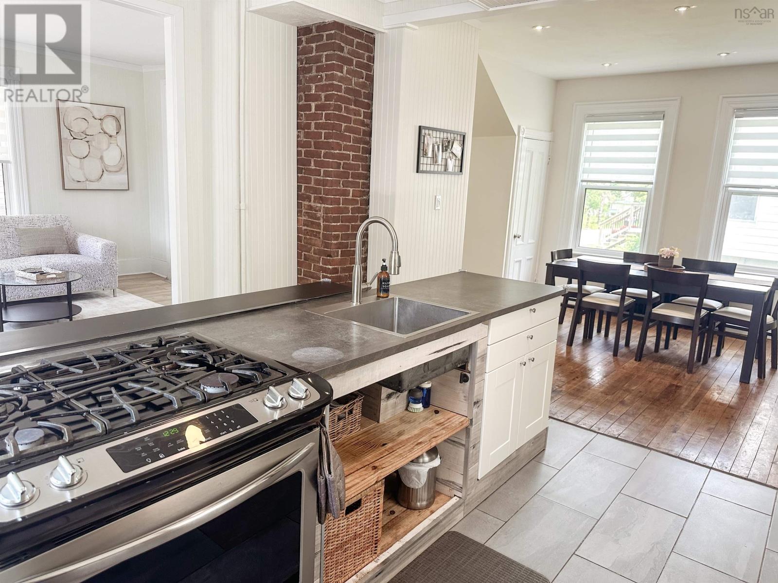 124 Mackay Street, New Glasgow, Nova Scotia  B2H 3H7 - Photo 12 - 202516028