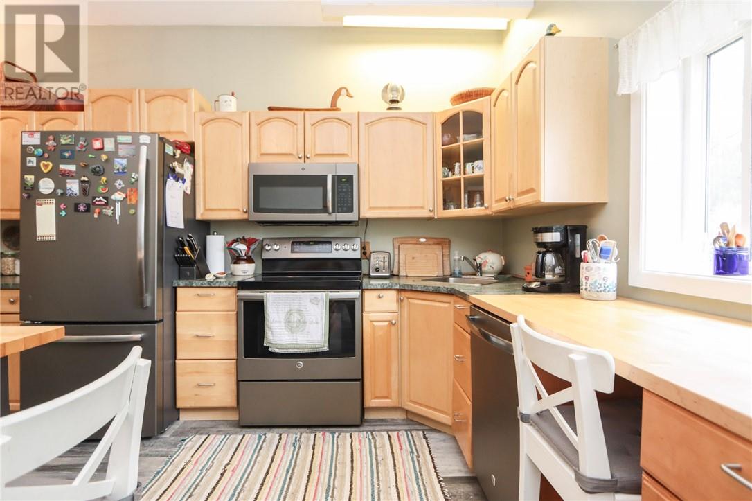 86 Hennessy Road, Whitefish, Ontario  P0M 3E0 - Photo 20 - 2123640