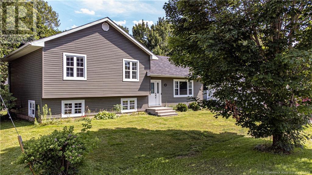 Property at 65 Aquarius Street image 3