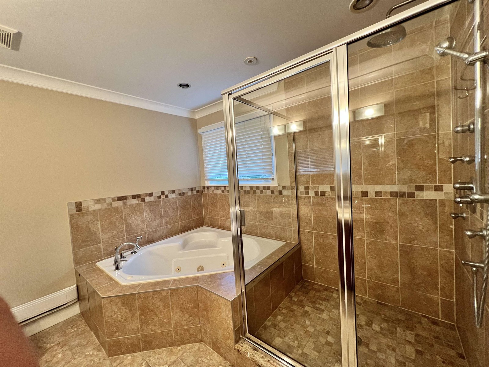 12348 21a Avenue, Surrey, British Columbia  V4A 9Y7 - Photo 21 - R3029432