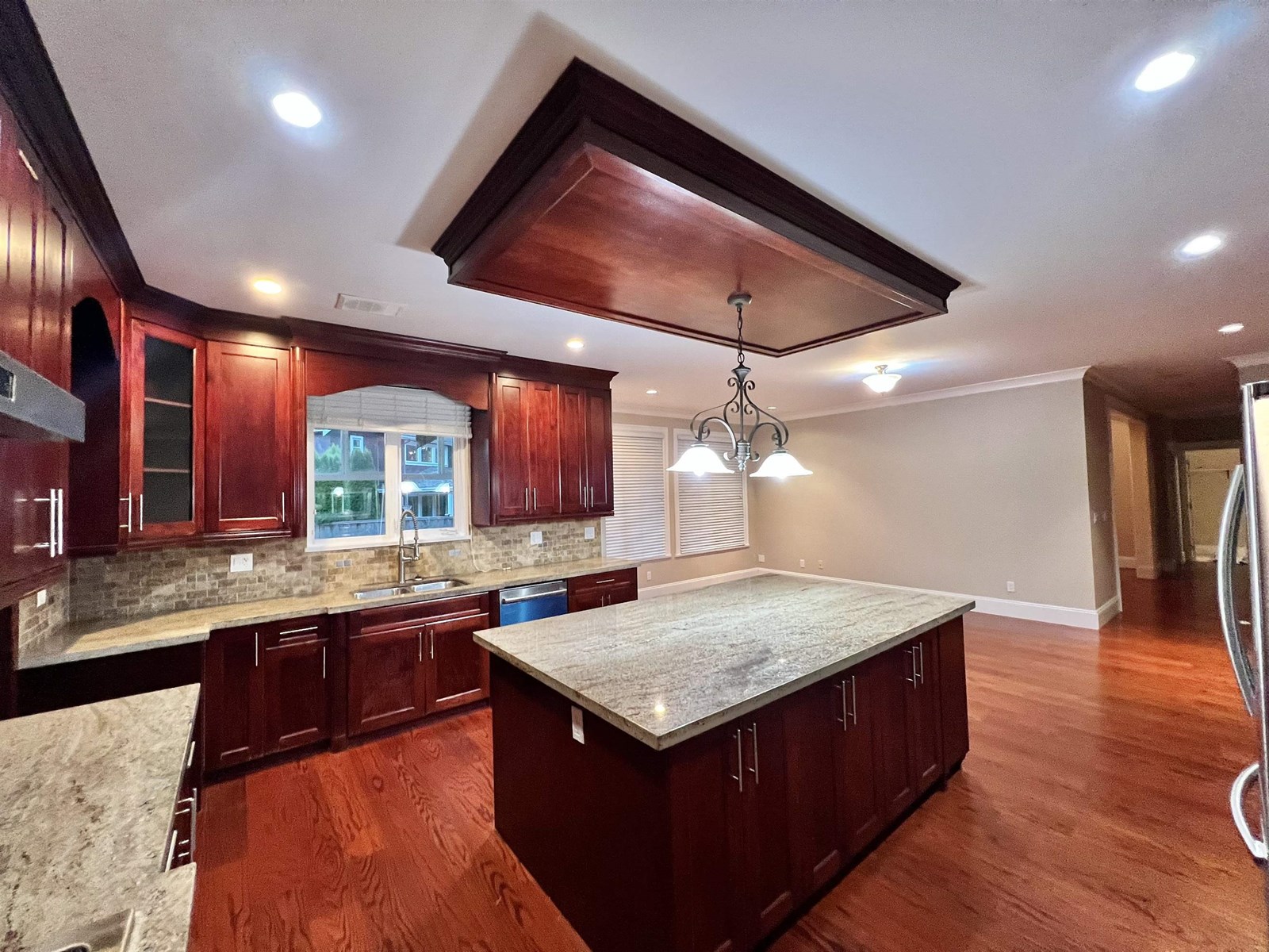 12348 21a Avenue, Surrey, British Columbia  V4A 9Y7 - Photo 6 - R3029432