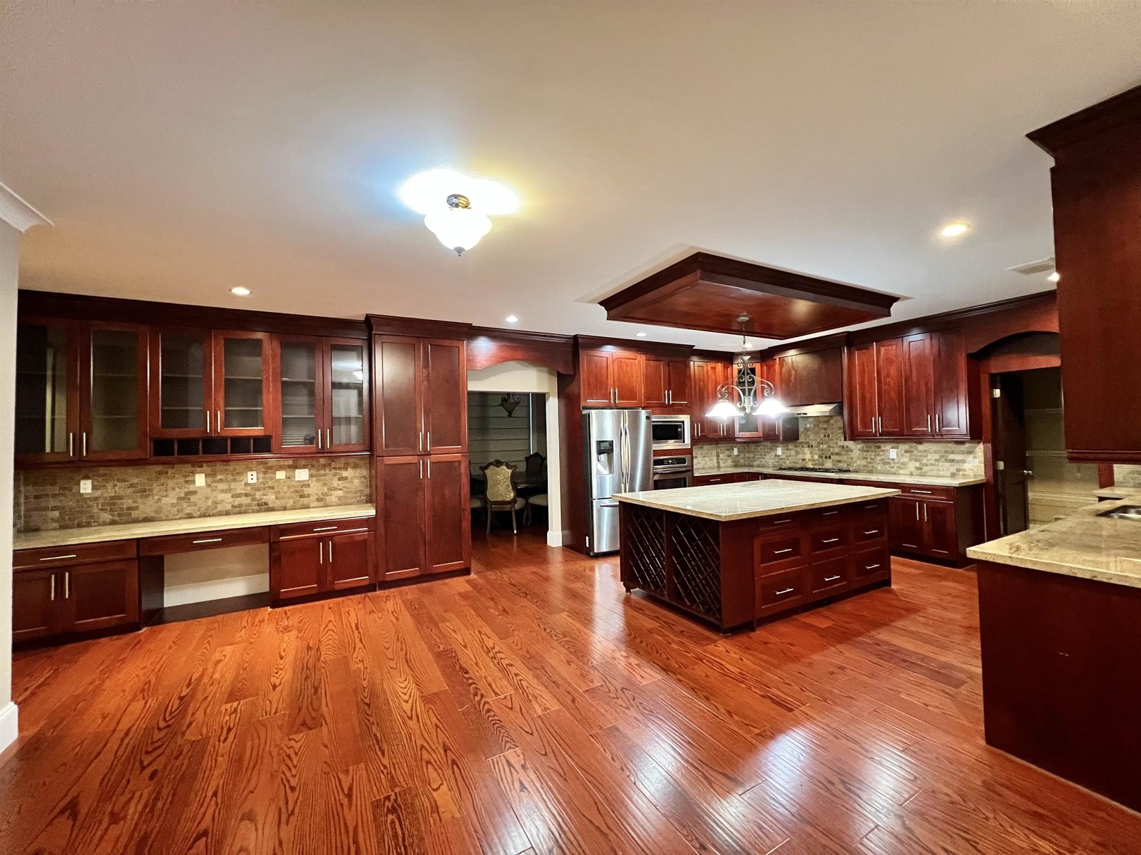 12348 21a Avenue, Surrey, British Columbia  V4A 9Y7 - Photo 4 - R3029432