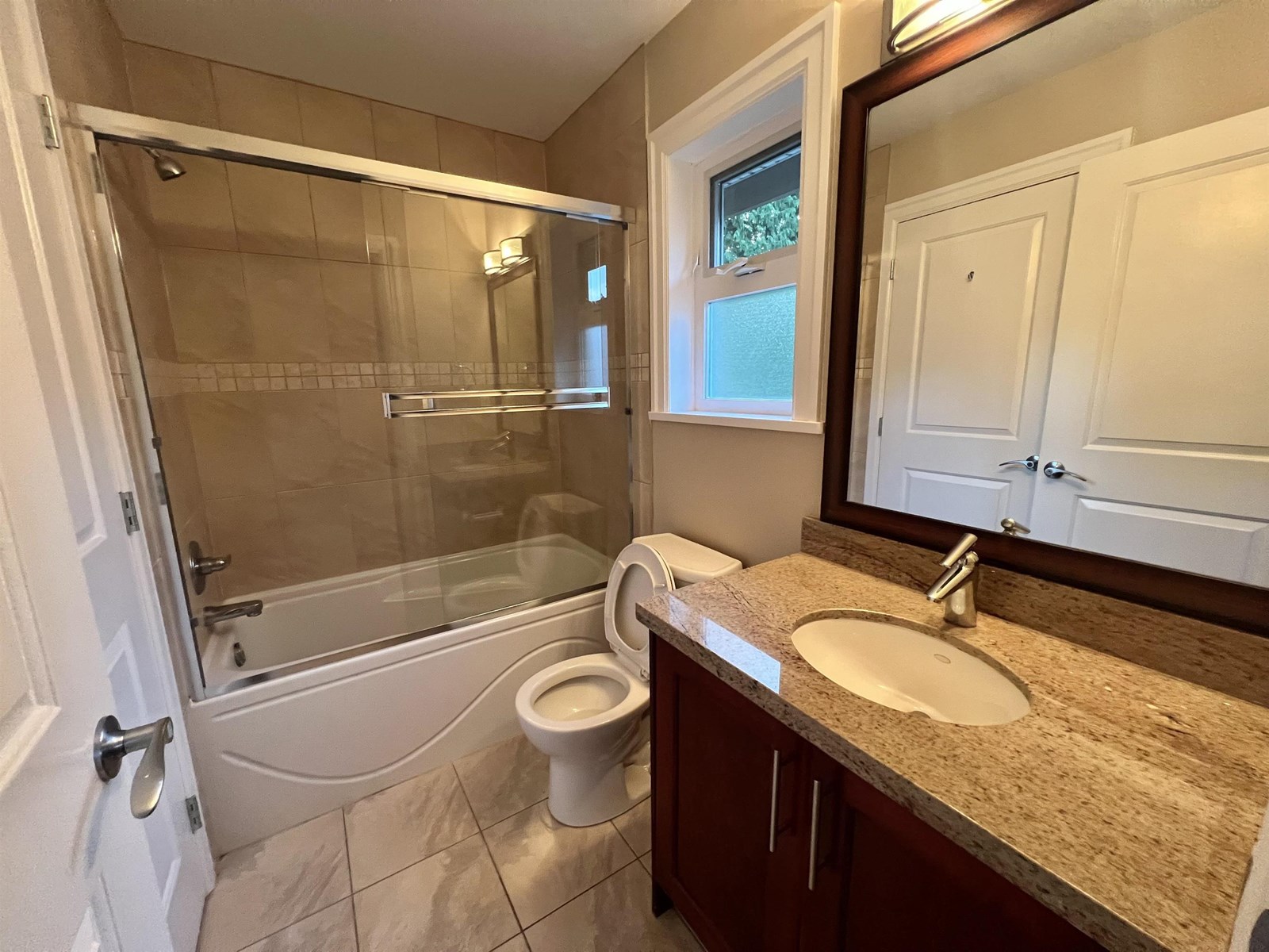 12348 21a Avenue, Surrey, British Columbia  V4A 9Y7 - Photo 36 - R3029432