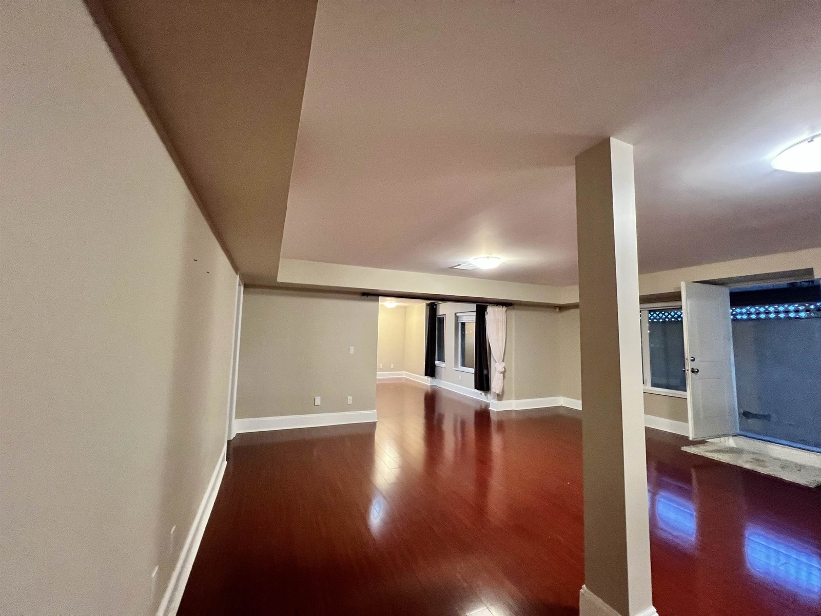 12348 21a Avenue, Surrey, British Columbia  V4A 9Y7 - Photo 30 - R3029432