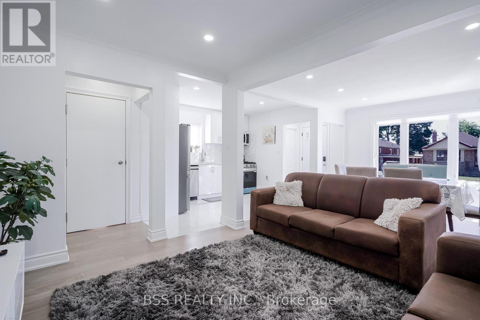 120 Bertrand Avenue, Toronto, Ontario  M1K 2T1 - Photo 31 - E12309966