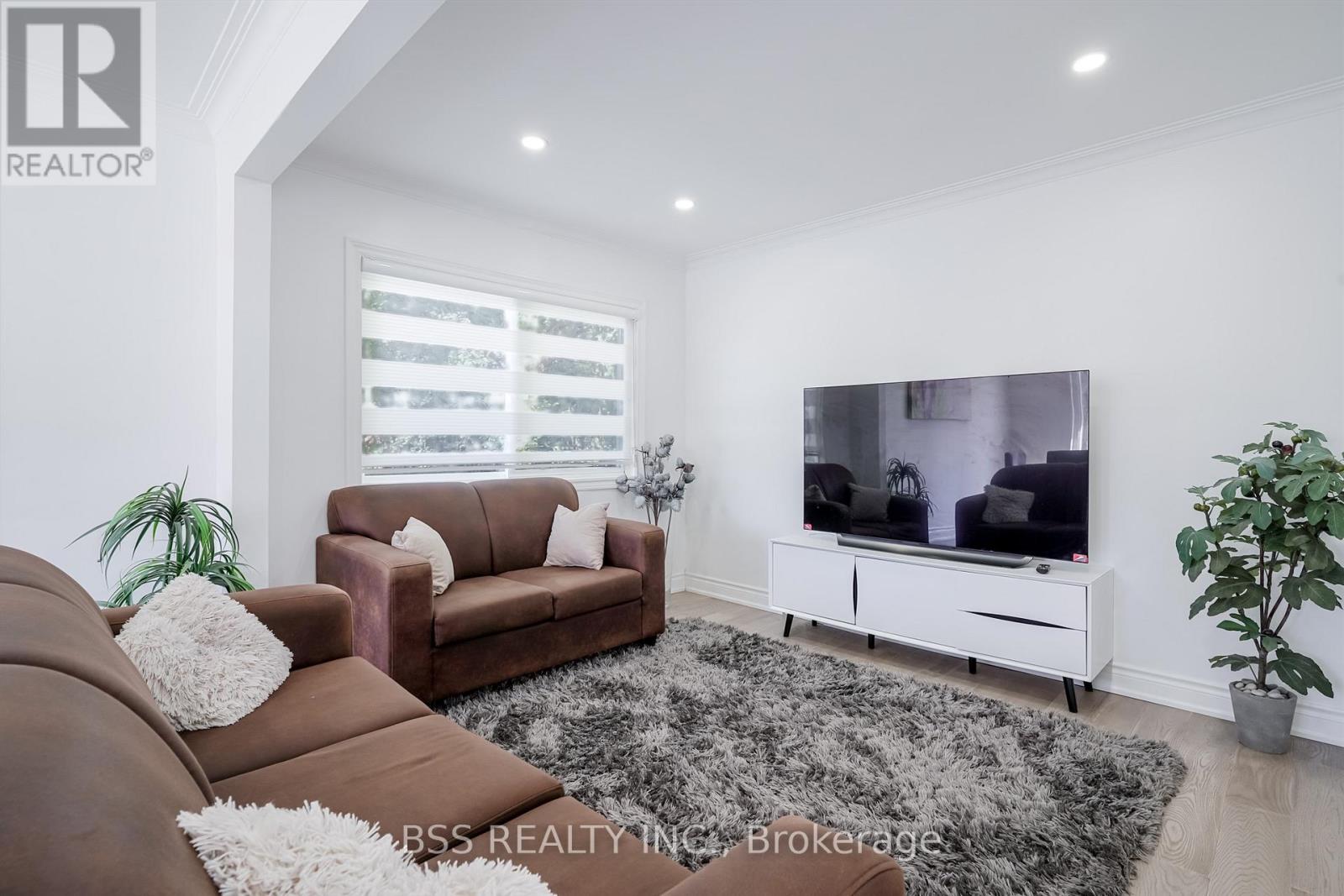 120 Bertrand Avenue, Toronto, Ontario  M1K 2T1 - Photo 32 - E12309966