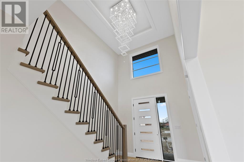 Property at 317 BENSON image 3