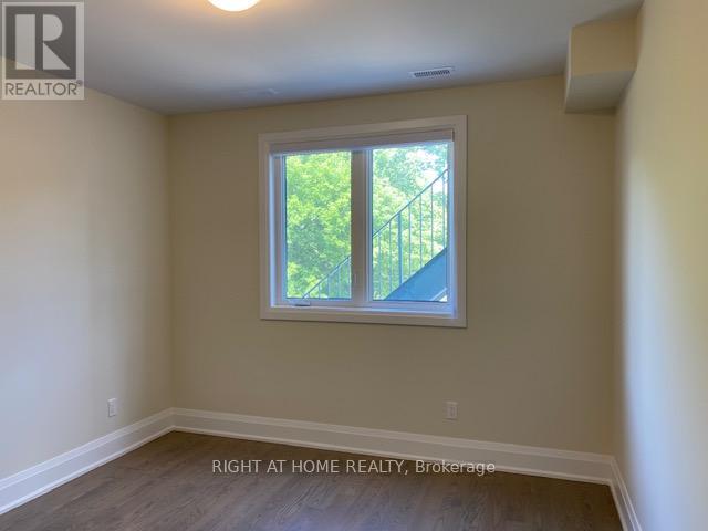 Apt 2 - 225 Mcroberts Avenue, Toronto, Ontario  M6E 4P3 - Photo 11 - W12287401