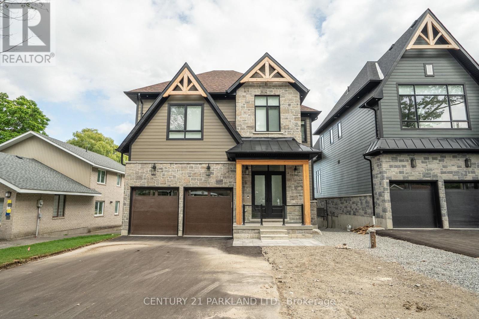 326 Tiny Beaches Road S, Tiny, Ontario  L0L 2J0 - Photo 1 - S12309997