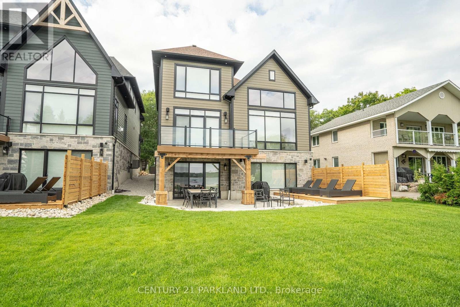 326 Tiny Beaches Road S, Tiny, Ontario  L0L 2J0 - Photo 19 - S12309997