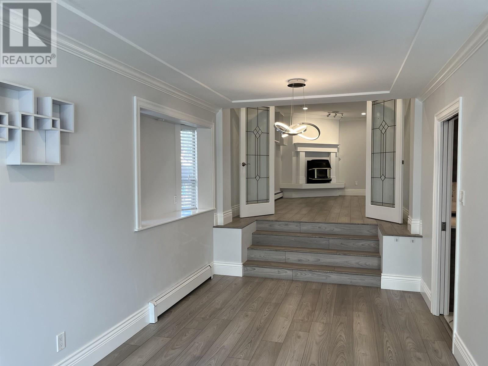 7756 Goodlad Street, Burnaby, British Columbia  V5E 2H6 - Photo 3 - R3027884