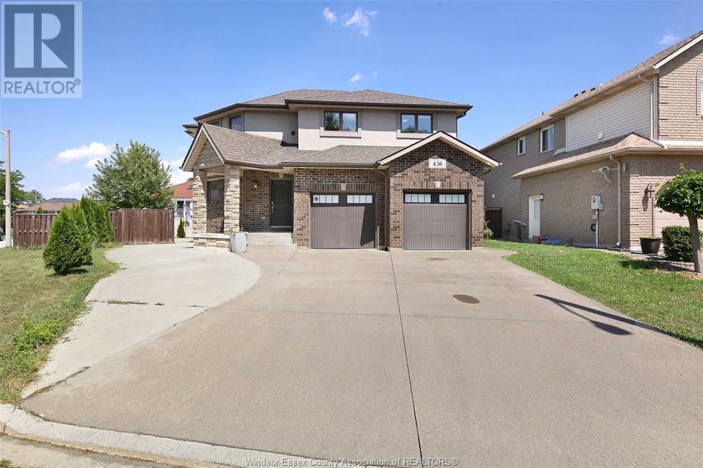 Property at 436 JOHN HARVEY CRESCENT image 2