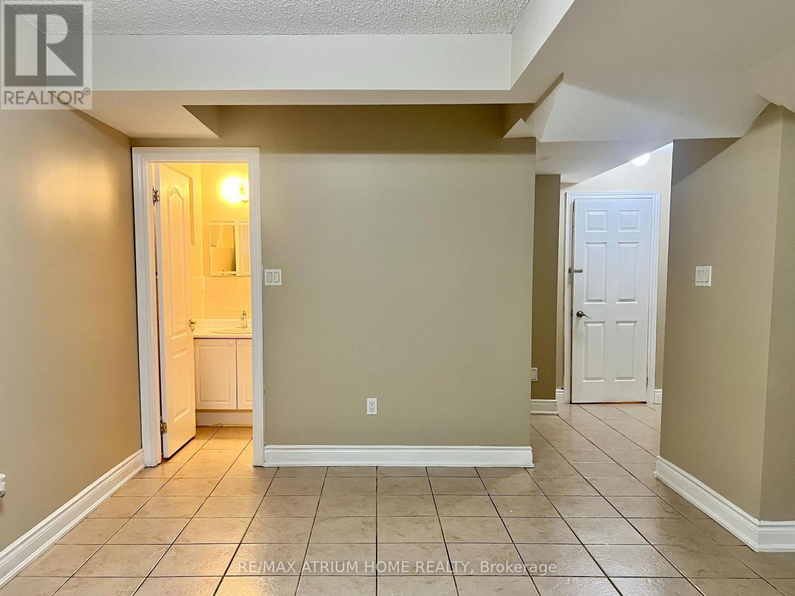 Bsmt - 14 Chimenti Crescent, Markham, Ontario  L3R 9P9 - Photo 8 - N12310026