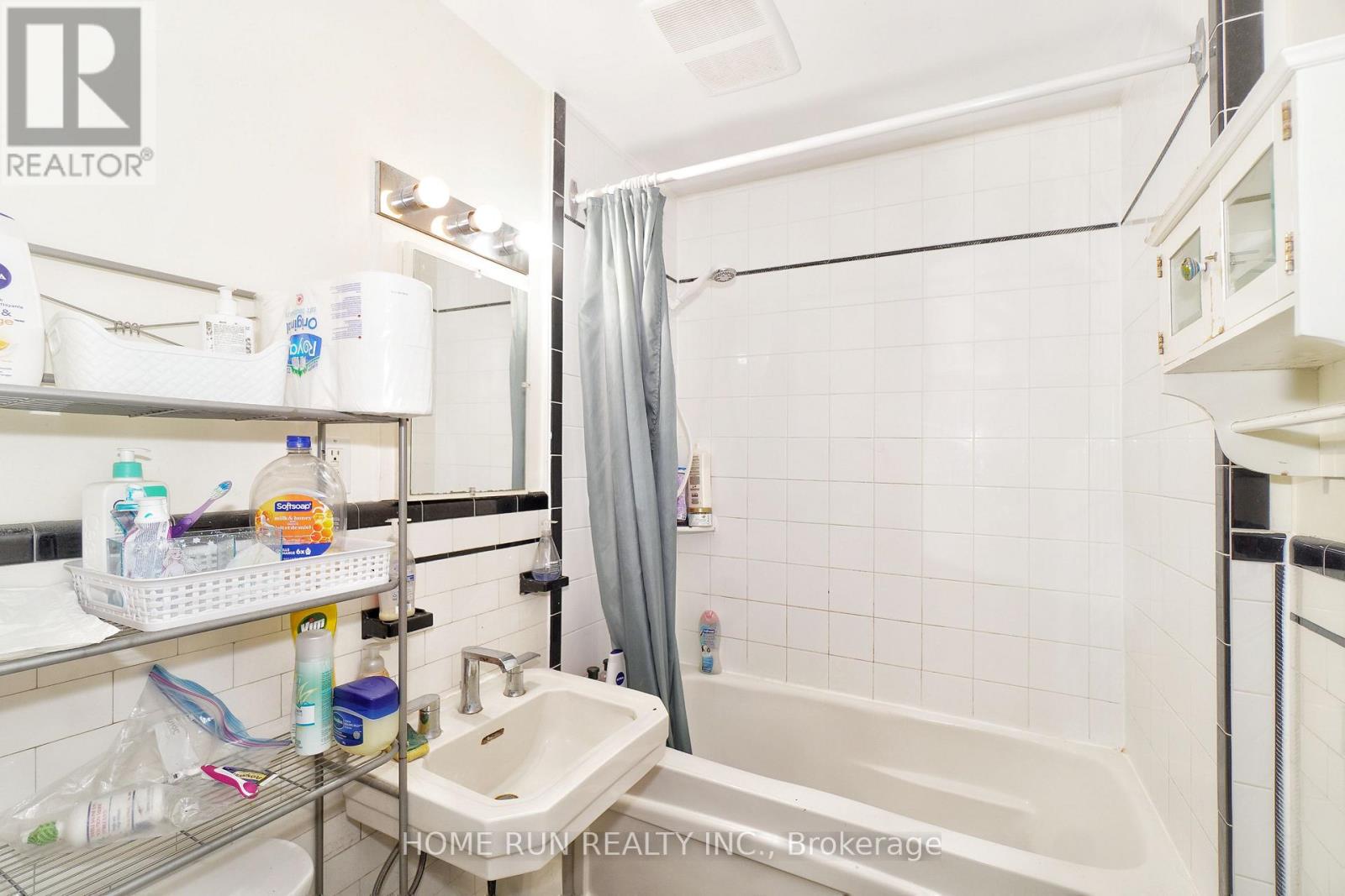 81 Marlborough Avenue, Ottawa, Ontario  K1N 8E8 - Photo 33 - X12310028