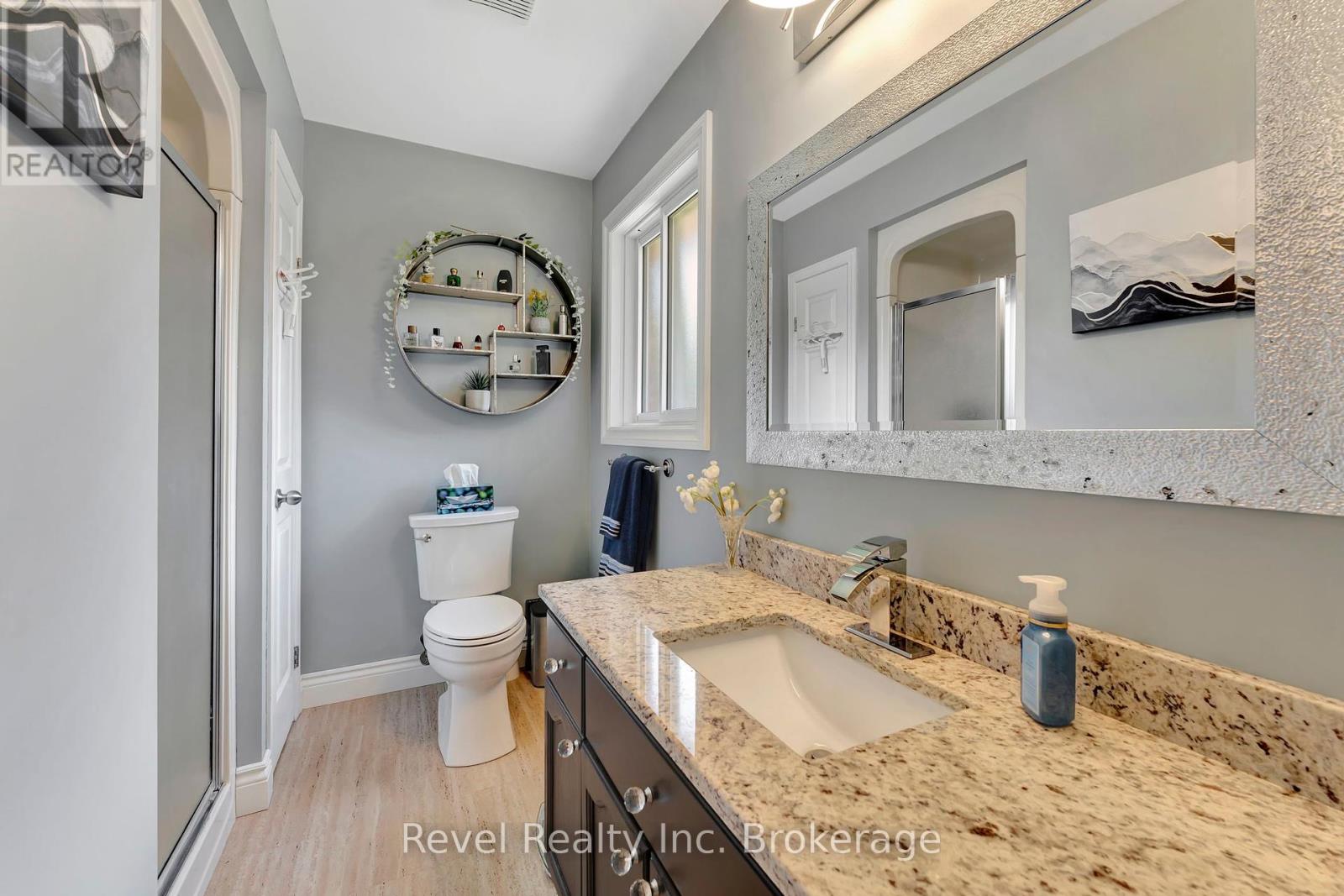 120 Fennel Street, Blandford-Blenheim, Ontario  N0J 1S0 - Photo 19 - X12310099