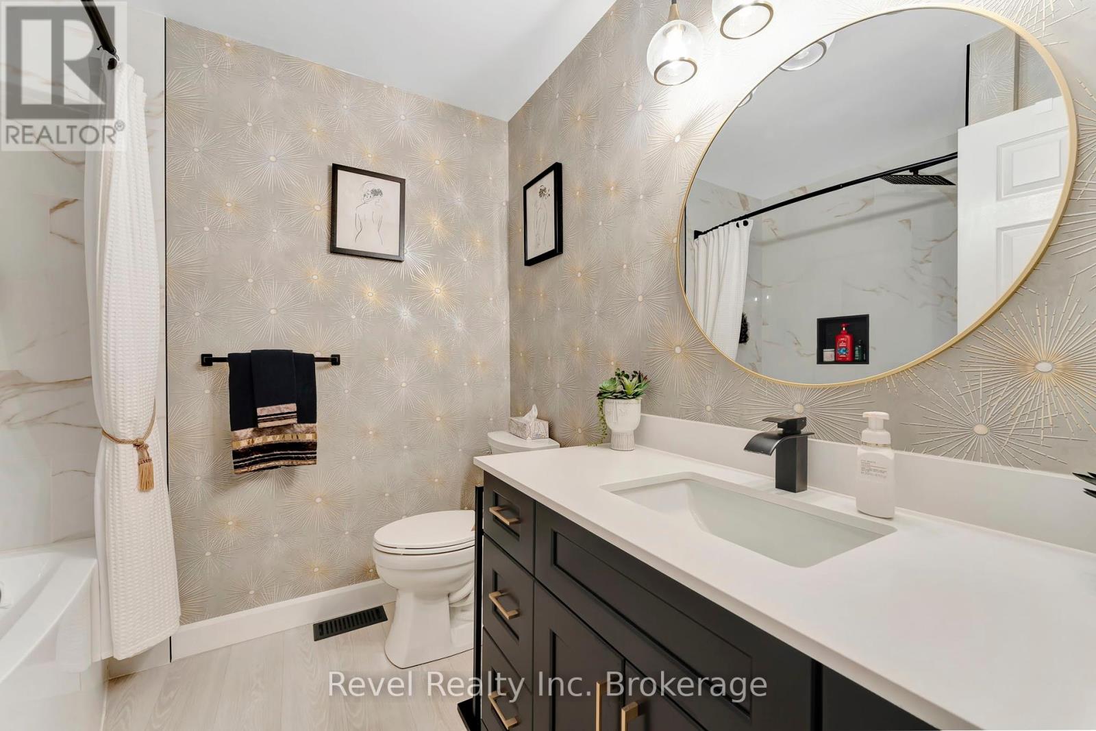 120 Fennel Street, Blandford-Blenheim, Ontario  N0J 1S0 - Photo 21 - X12310099