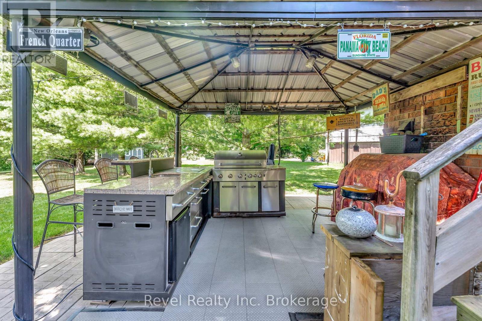 120 Fennel Street, Blandford-Blenheim, Ontario  N0J 1S0 - Photo 35 - X12310099