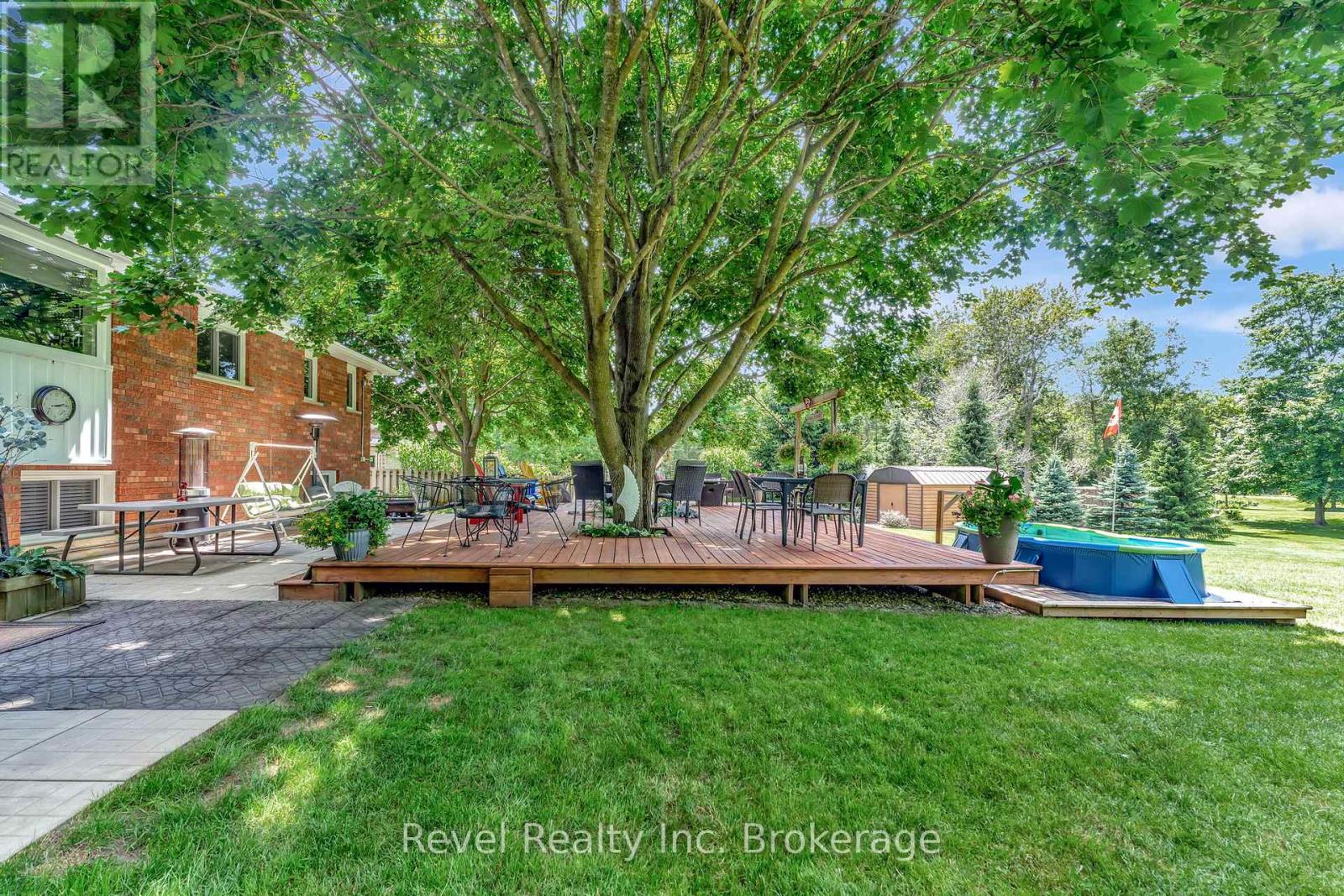 120 Fennel Street, Blandford-Blenheim, Ontario  N0J 1S0 - Photo 37 - X12310099