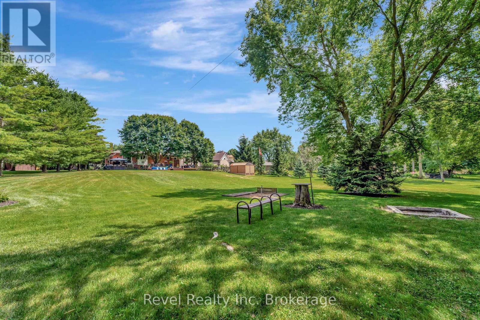 120 Fennel Street, Blandford-Blenheim, Ontario  N0J 1S0 - Photo 43 - X12310099