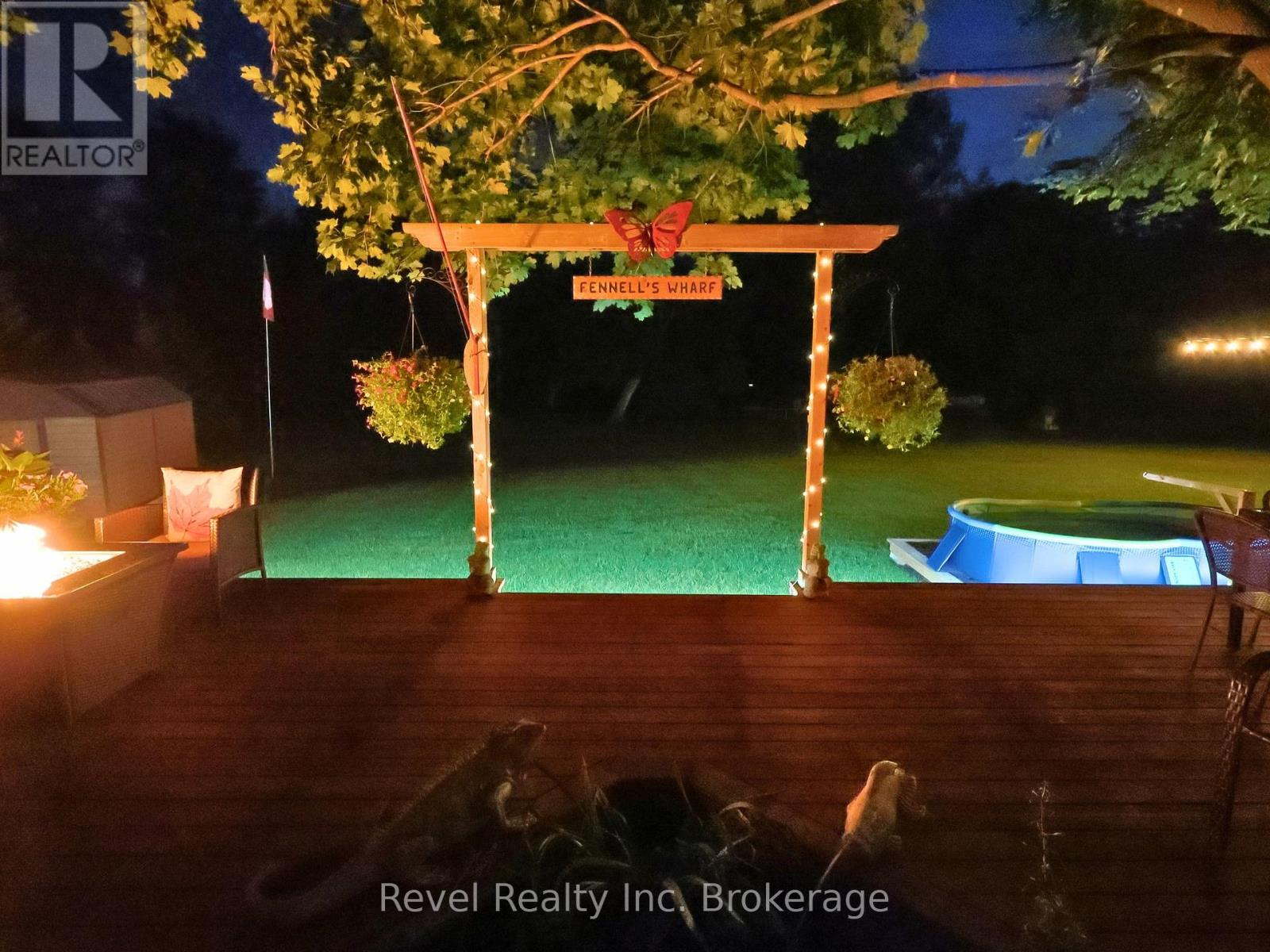 120 Fennel Street, Blandford-Blenheim, Ontario  N0J 1S0 - Photo 49 - X12310099