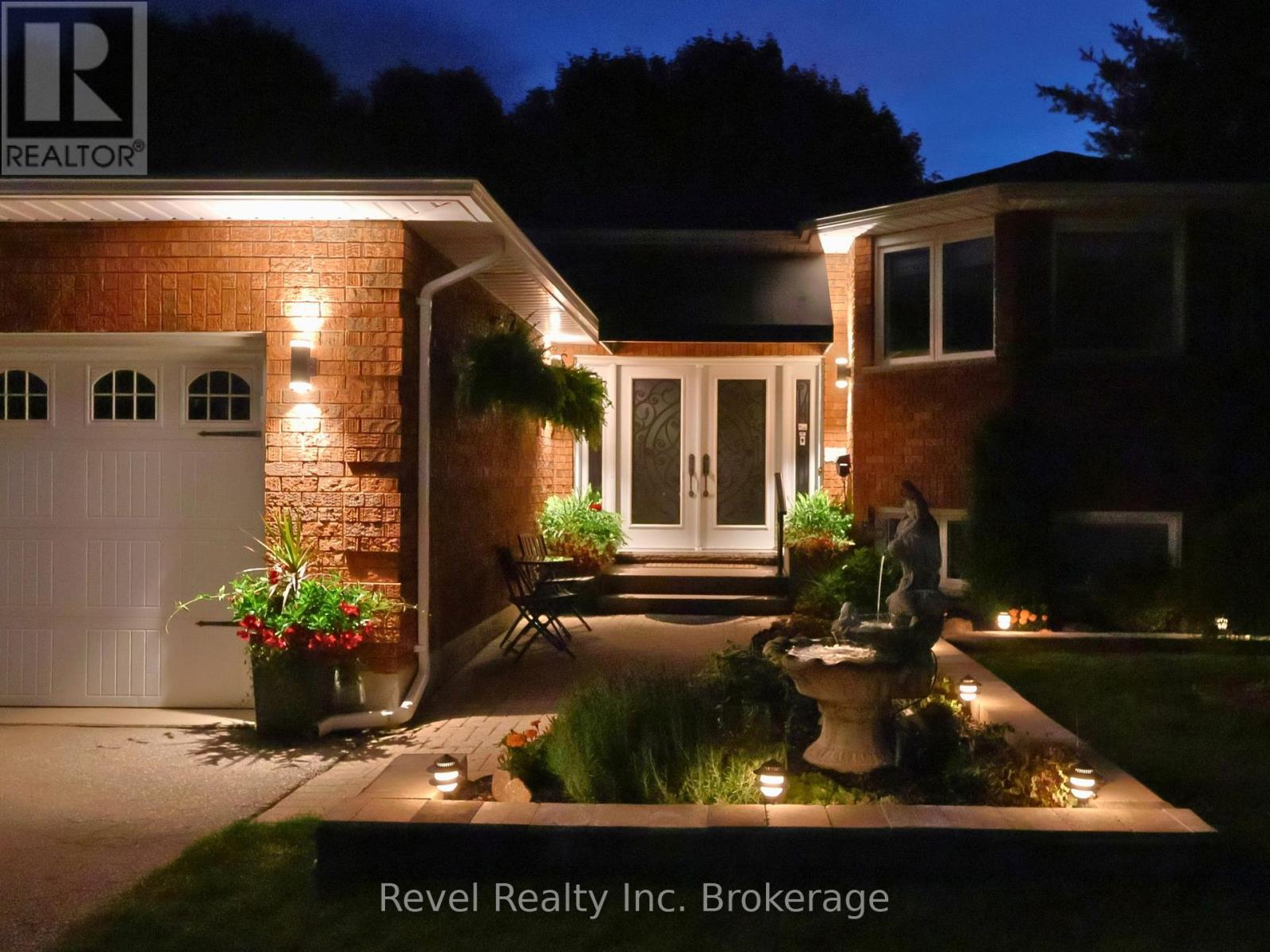 120 Fennel Street, Blandford-Blenheim, Ontario  N0J 1S0 - Photo 50 - X12310099