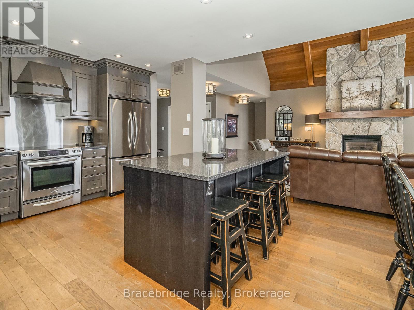 Belmont Week 10 - 3876 Muskoka Rd 118 W Highway, Muskoka Lakes, Ontario  P0B 1J0 - Photo 4 - X12310100