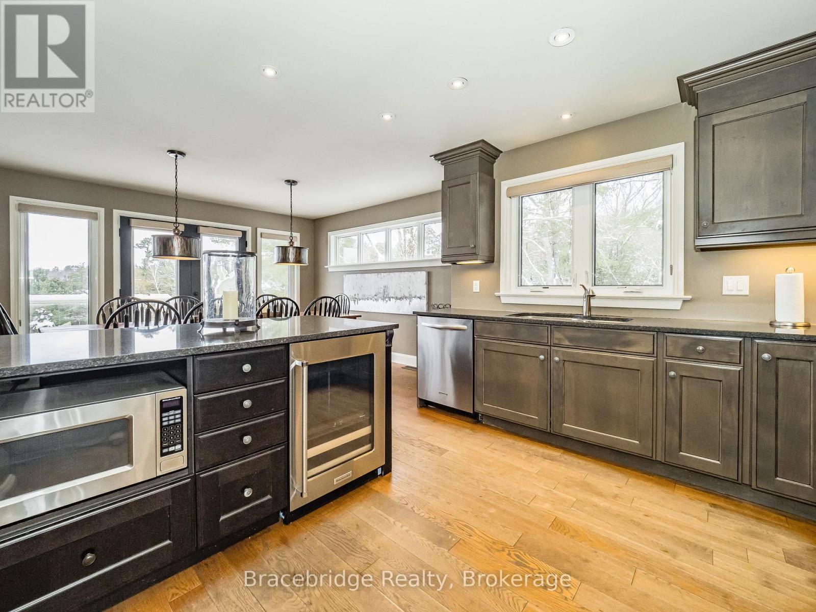 Belmont Week 10 - 3876 Muskoka Rd 118 W Highway, Muskoka Lakes, Ontario  P0B 1J0 - Photo 6 - X12310100