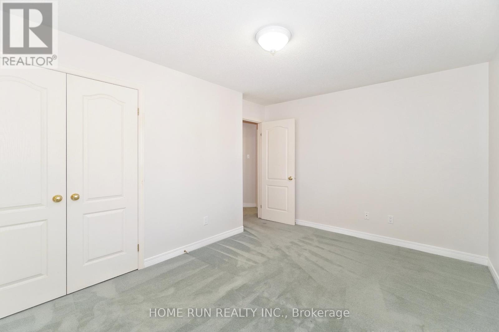 15 Evanshen Crescent, Ottawa, Ontario  K2K 2Z6 - Photo 23 - X12310064