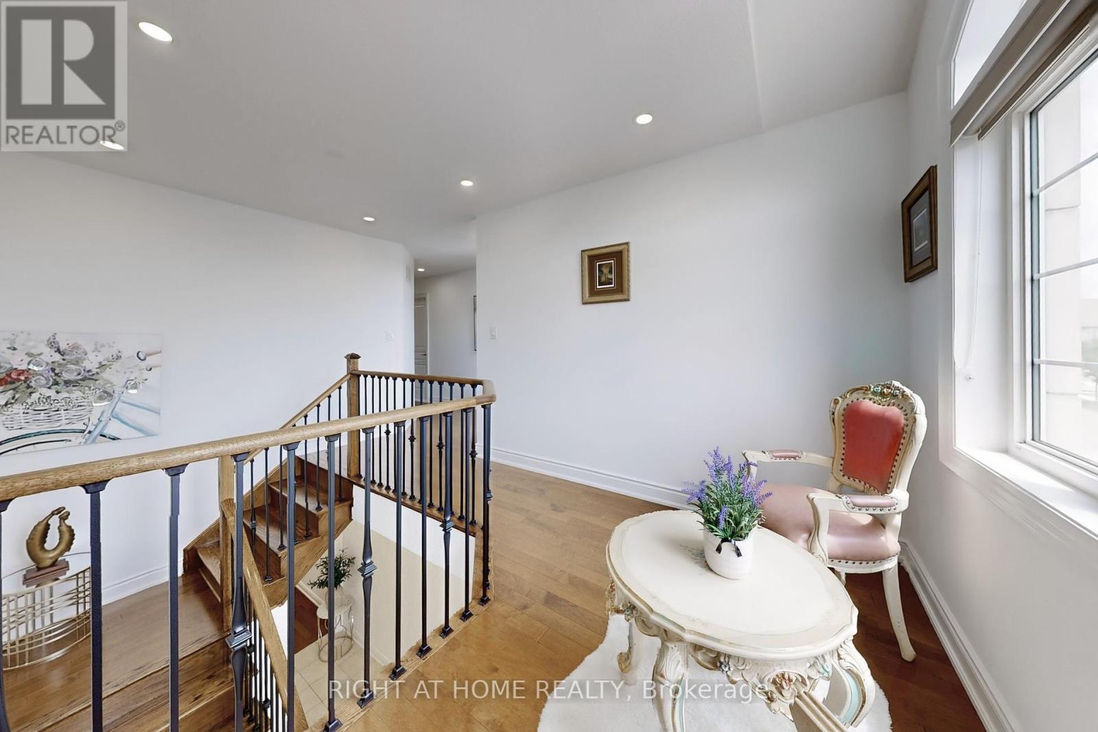 423 Grindstone Trail, Oakville, Ontario  L6H 0S1 - Photo 24 - W12309693