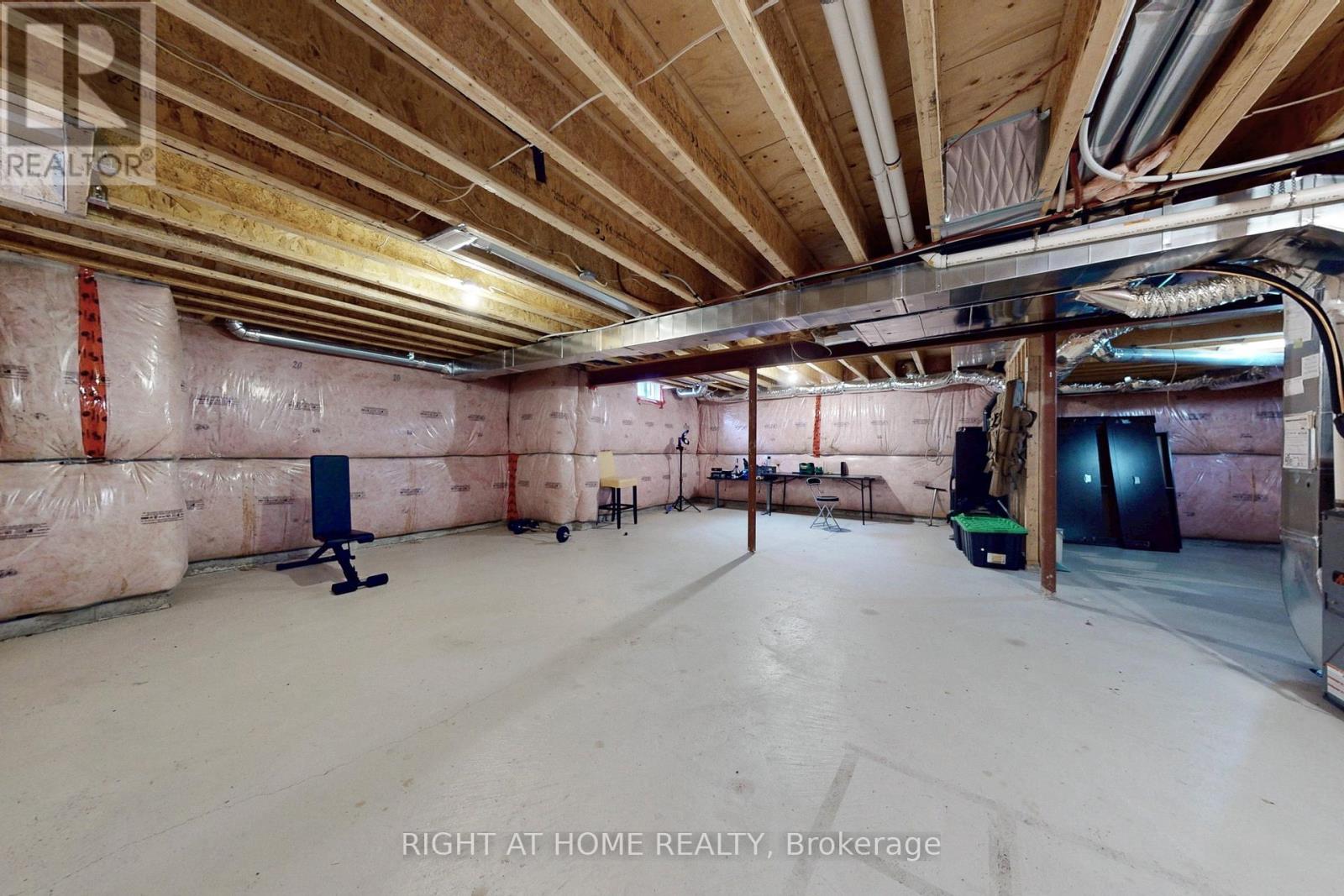 423 Grindstone Trail, Oakville, Ontario  L6H 0S1 - Photo 46 - W12309693