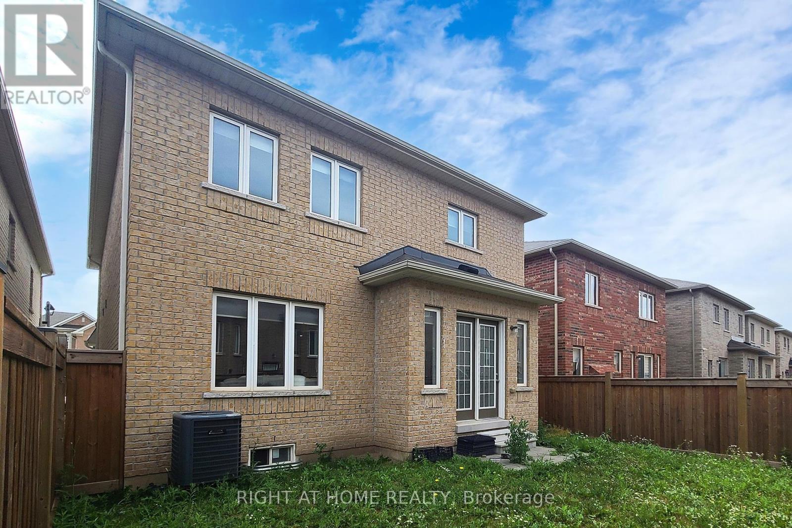 423 Grindstone Trail, Oakville, Ontario  L6H 0S1 - Photo 48 - W12309693