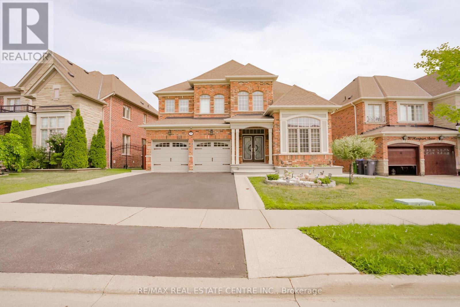 Property at 18 RAMPART DRIVE image 1