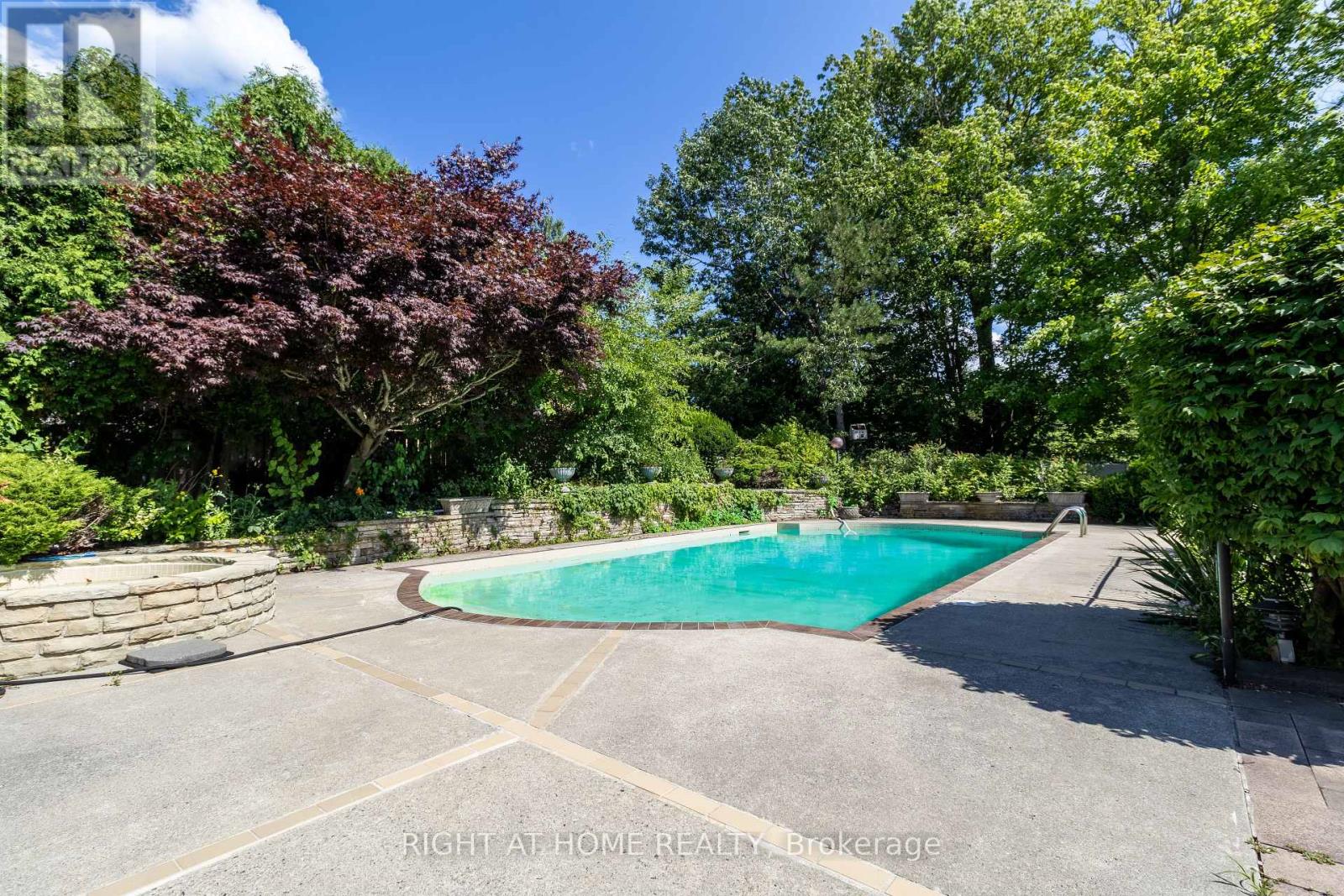 Property at 175 BATHGATE DRIVE image 3
