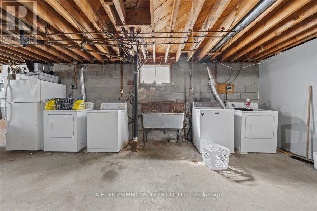 1217 Cameo Drive, Ottawa, Ontario  K2C 1Y9 - Photo 34 - X12307729