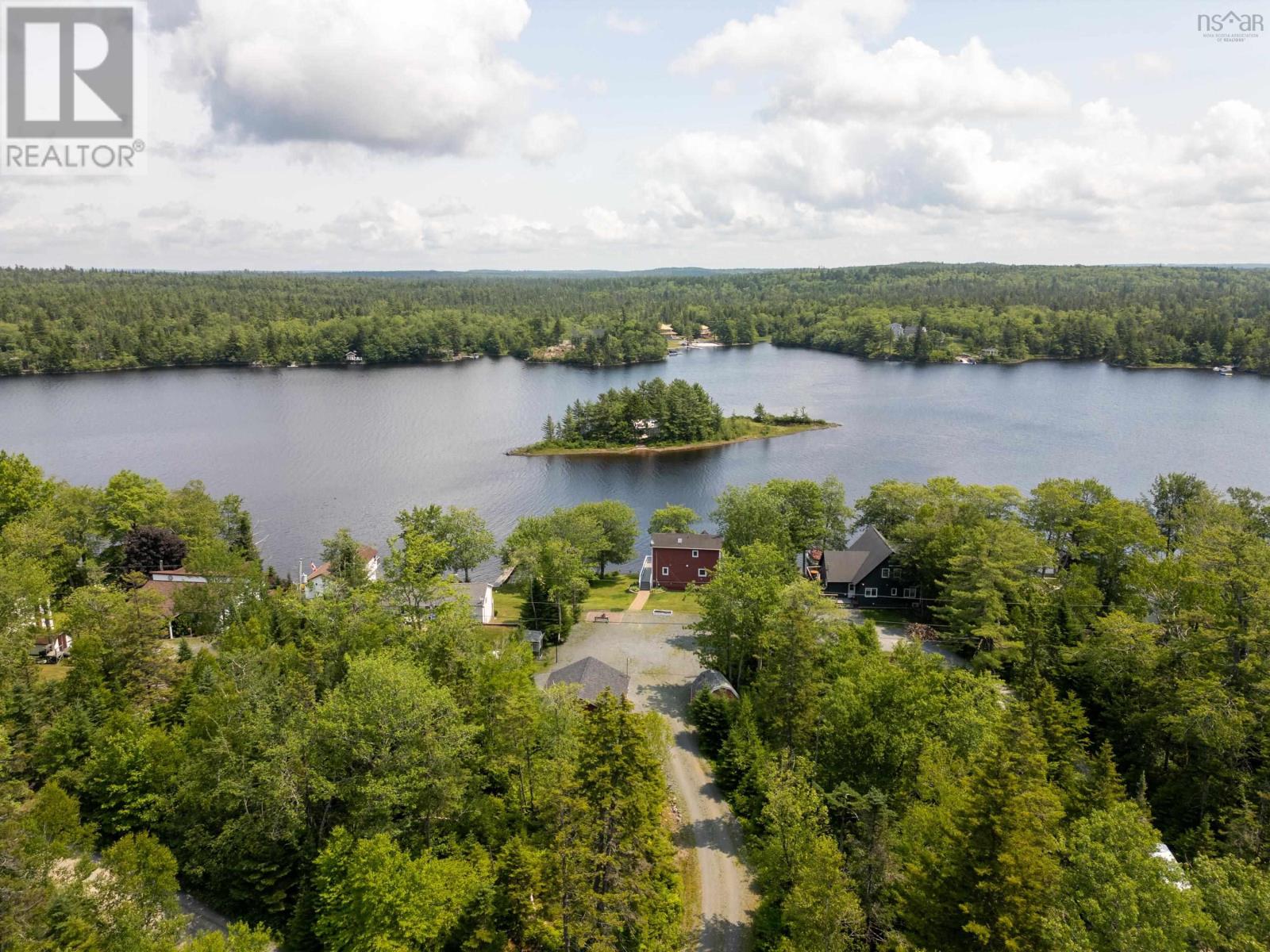 63 Cockscomb Lake Drive, Mount Uniacke, Nova Scotia  B0N 1Z0 - Photo 46 - 202516806