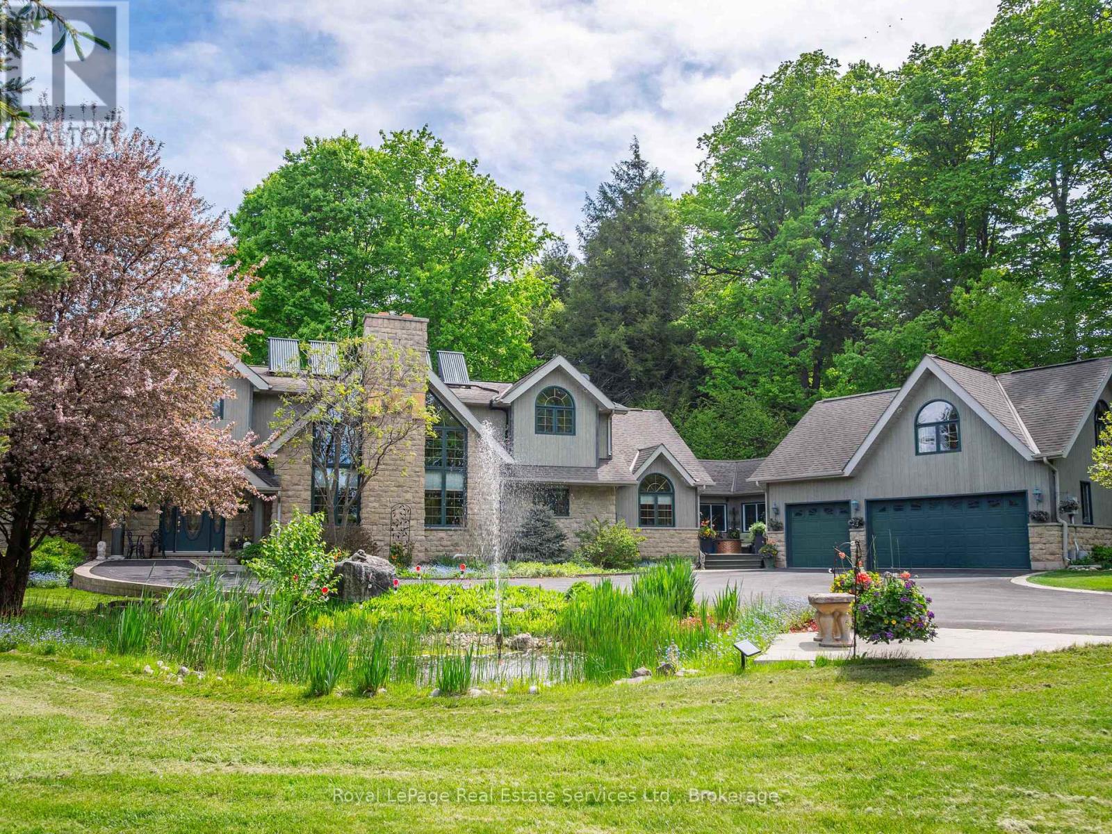 6 Turtle Lake Drive, Halton Hills, Ontario  L7J 2W7 - Photo 1 - W12310113