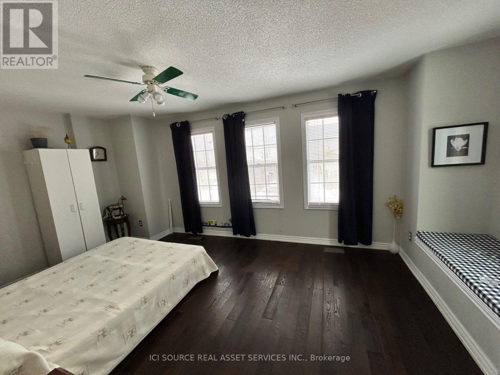 5579 Creditrise Place, Mississauga, Ontario  L5M 6E3 - Photo 10 - W12310107