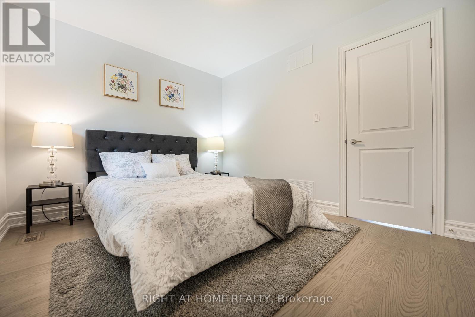 29 Vanwood Road, Markham (Thornhill), Ontario  L3T 2N1 - Photo 21 - N12310122
