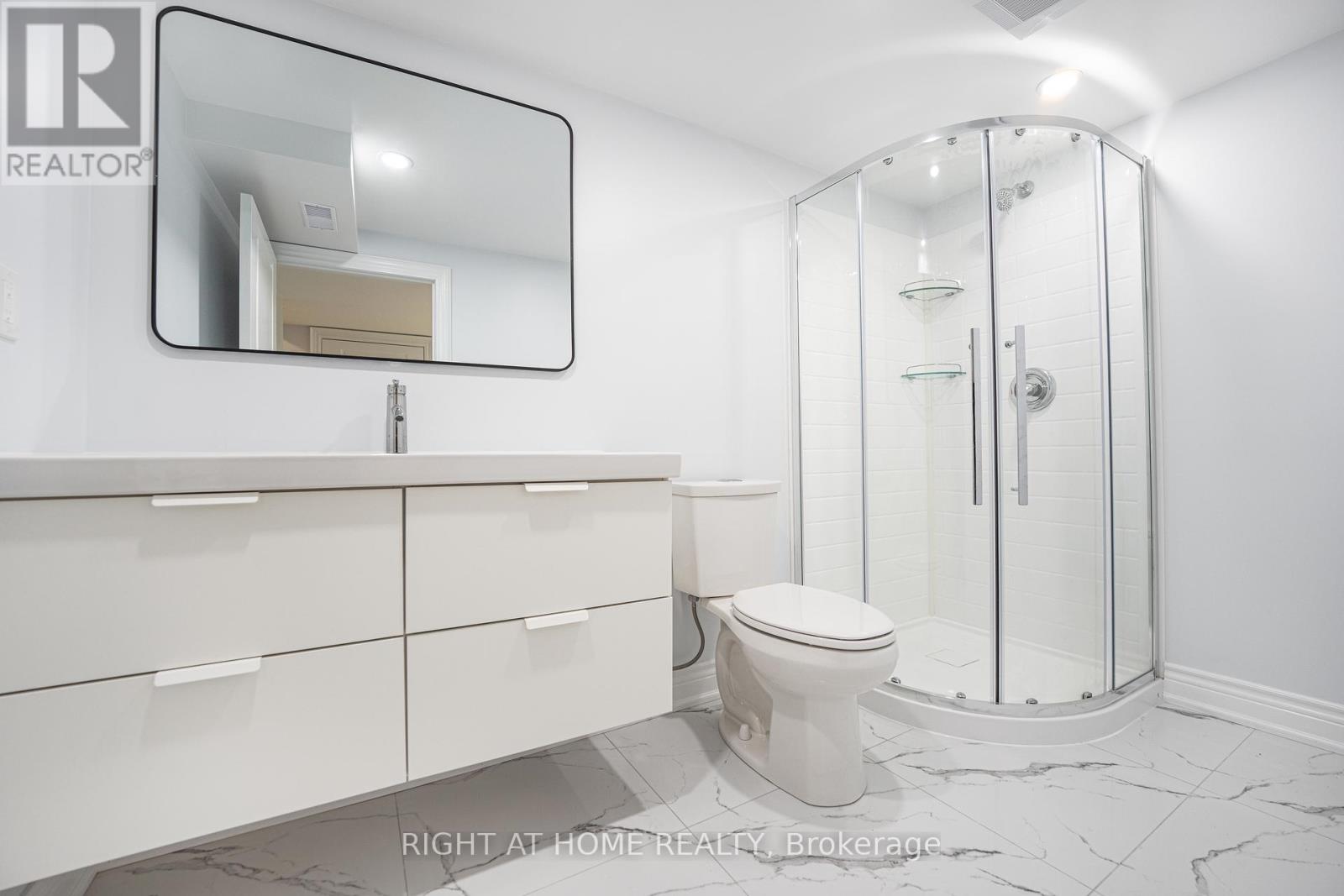 29 Vanwood Road, Markham (Thornhill), Ontario  L3T 2N1 - Photo 26 - N12310122