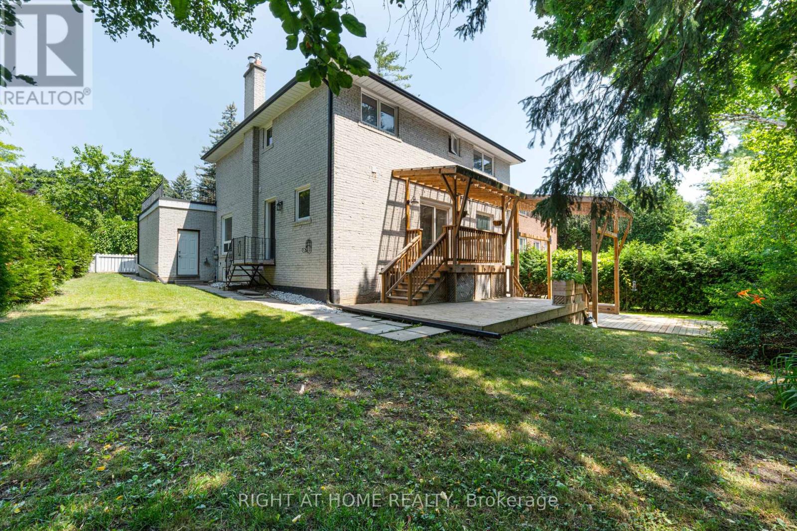 29 Vanwood Road, Markham (Thornhill), Ontario  L3T 2N1 - Photo 33 - N12310122