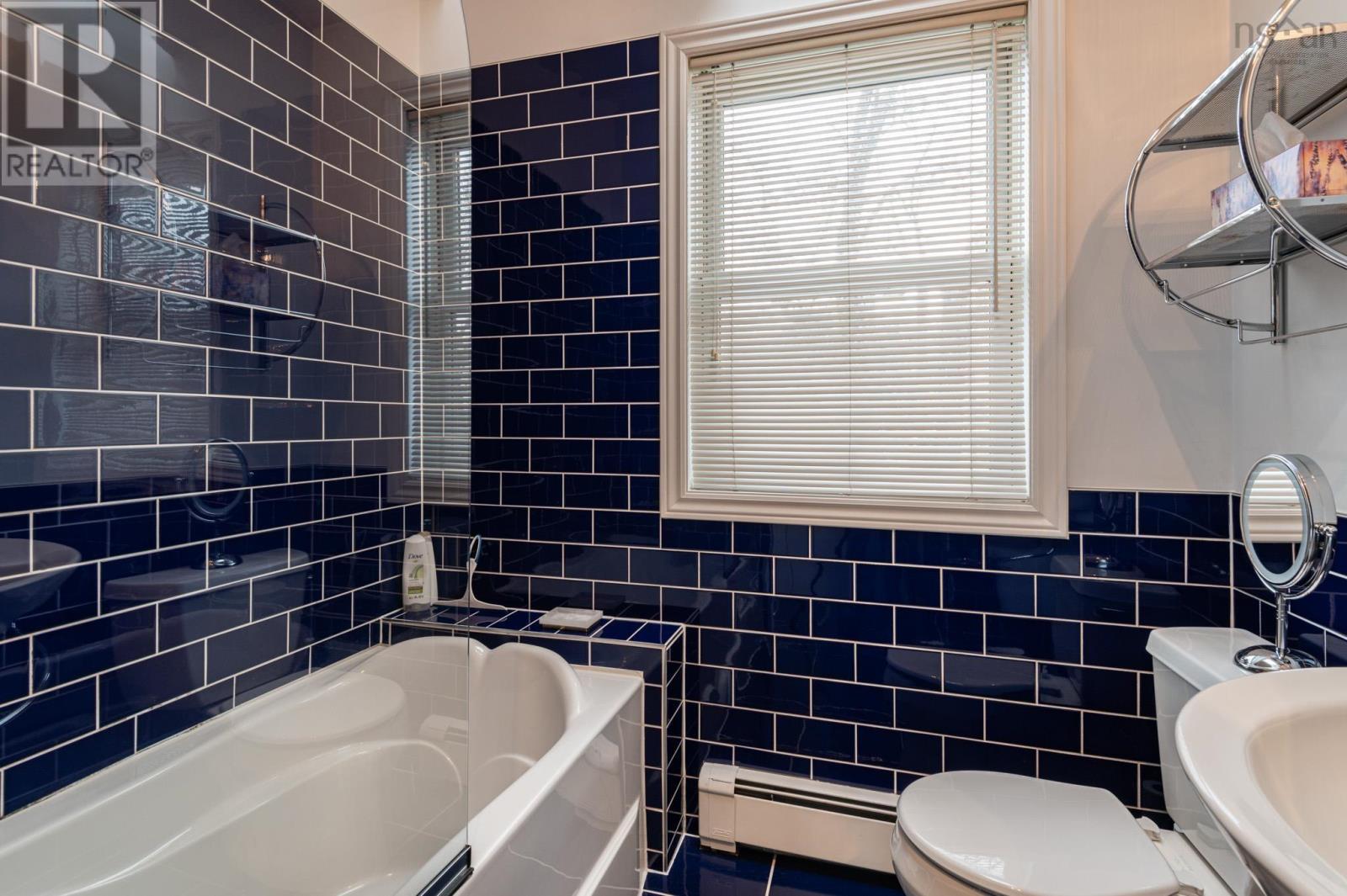 6880 Quinpool Road, Halifax, Nova Scotia  B3L 1C4 - Photo 39 - 202515142