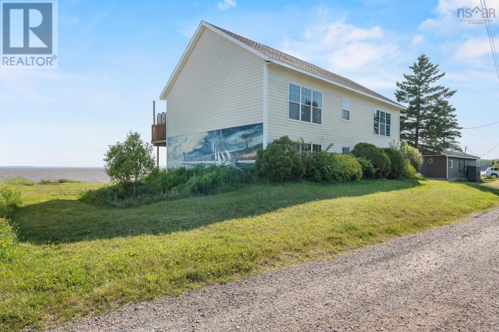 32 Evergreen Court, Bass River, Nova Scotia  B0M 1B0 - Photo 3 - 202515585