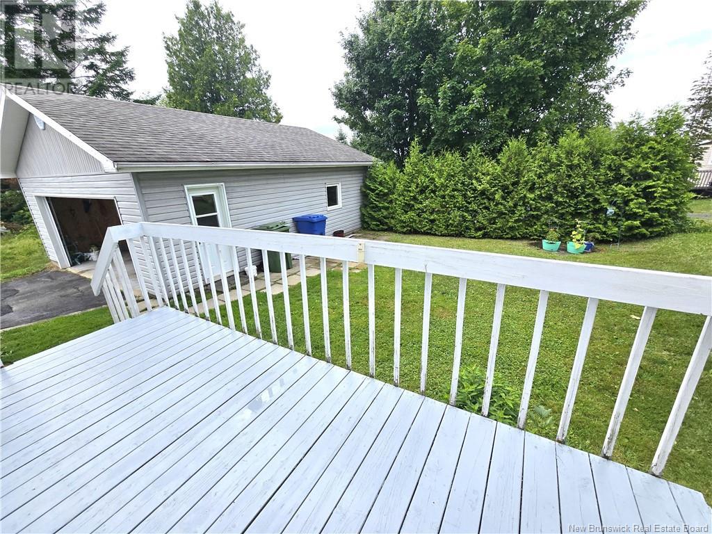 120 34e Avenue, Edmundston, New Brunswick  E3V 2T6 - Photo 45 - NB123726